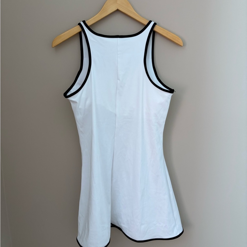 Born White athletic dress with Black Trim size L - Picture 3 of 4